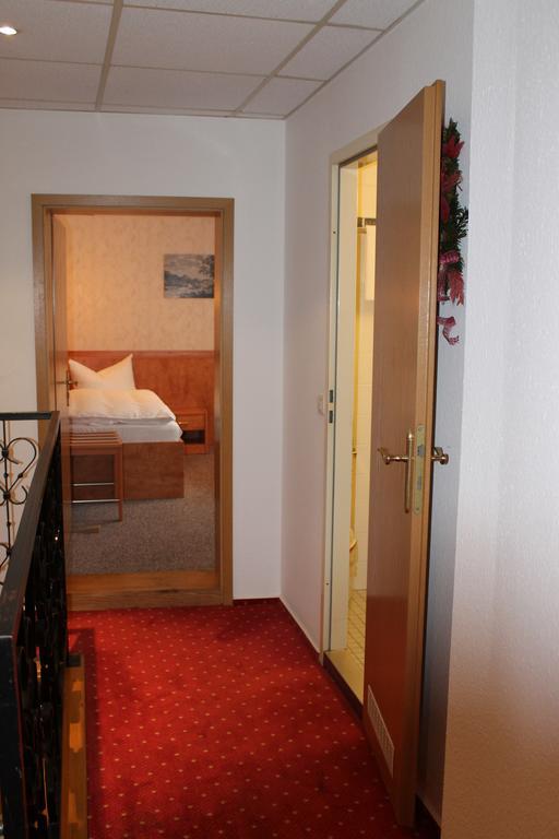Gasthaus& Pension Zum Roten Haus Bad Schandau Pokoj fotografie